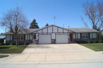 249 S Wales Street, Hustisford, WI 53034-2100