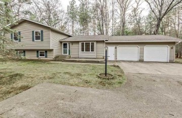 W1417 Autumn Wood Lane, Peshtigo, WI 54143