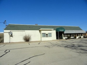 128 Main St, Darlington, WI 53530