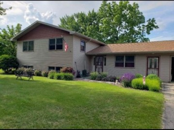 1601 Bow St, Tomah, WI 54660