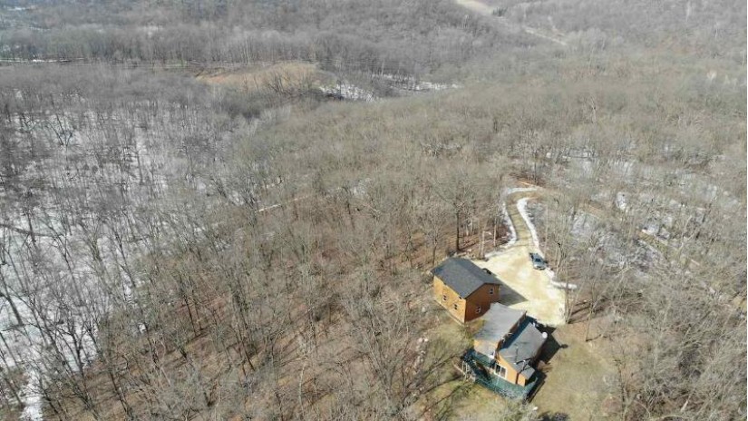 5914 Hwy 130 Clyde, WI 53506 by Whitetail Properties Real Estate Llc $235,000