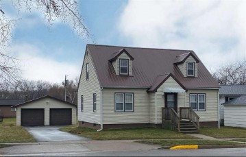 610 E Main St, Wauzeka, WI 53826