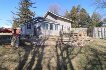 3311 N County Line Rd, Johnstown, WI 53115