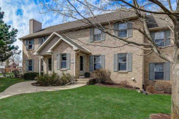 103 Fairview Way, Waunakee, WI 53597