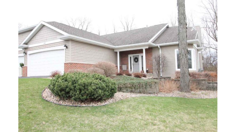 2945 Timber Ln Janesville, WI 53548 by Briggs Realty Group, Inc $350,000