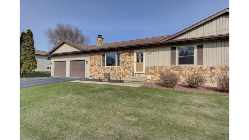 142 Hilltop Dr Fall River, WI 53932 by Turning Point Realty $244,900
