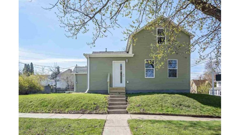 332 W Marion St Portage, WI 53901 by Keller Williams Realty $189,900