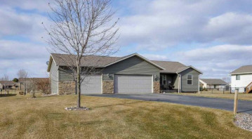 2142 Oregon Trail, Kronenwetter, WI 54455