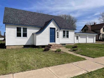 206 North Wisconsin Street, Spencer, WI 54479