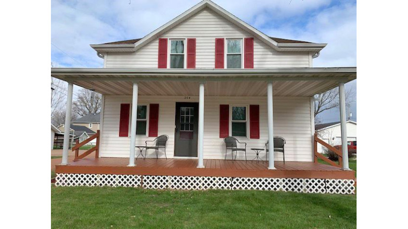 204 South Pearl Street Spencer, WI 54479 by Re/Max American Dream $134,900