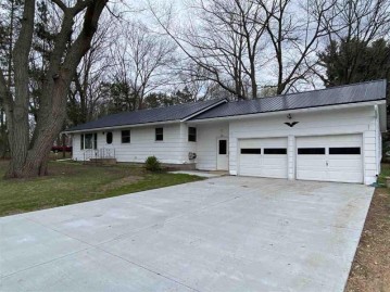 401 Case Avenue, Junction City, WI 54443