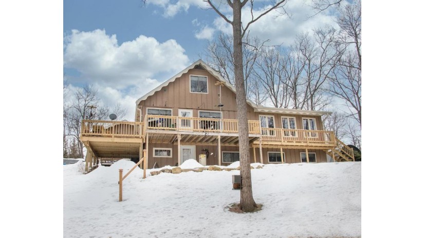 4610 Tanglewood Dr Eagle River, WI 54521 by Re/Max Property Pros $374,400