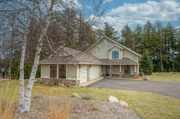 6858 Marty Way, Three Lakes, WI 54562