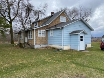 N4528 Darinski Rd, Wolf River, WI 54491