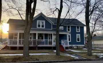 1602 Garfield Ave, Marinette, WI 54143