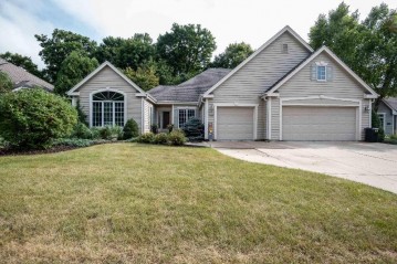 N34W7525 Lincoln Blvd, Cedarburg, WI 53012-2262