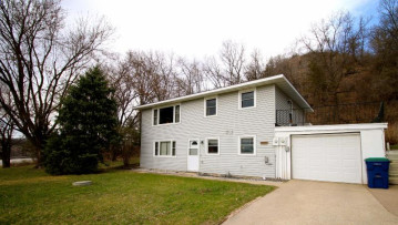 44427 Hillview Dr, Rushford, MN 55971