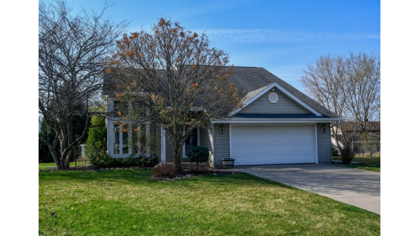 1005 Kraemer Ct Watertown, WI 53098 by Shorewest Realtors $224,900