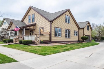 3116 Macharley Ln, La Crosse, WI 54601-7499