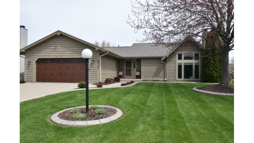 4530 S 117th St Greenfield, WI 53228 by Shorewest Realtors $350,000