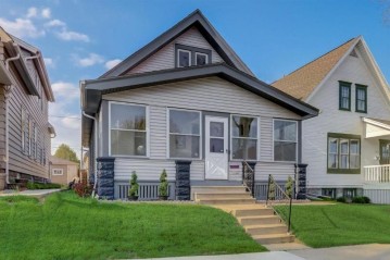 3722 E Layton Ave, Cudahy, WI 53110-1505