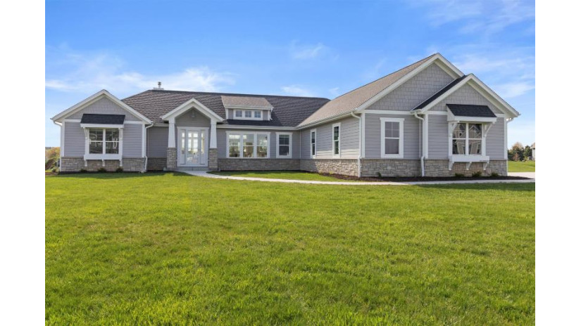 W279N8923 Sundown Ct Lisbon, WI 53029 by RE/MAX Service First $650,000