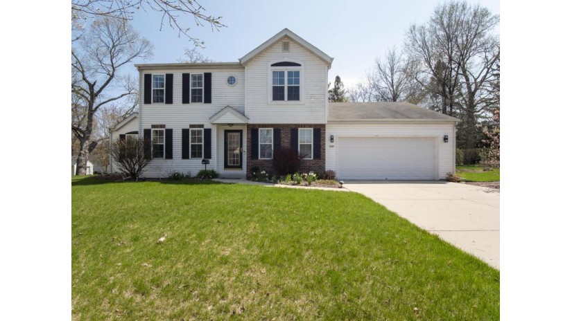 5640 N Sunset Ln Glendale, WI 53209 by Realty Executives Integrity~NorthShore $424,900