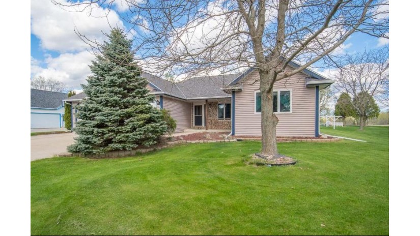 234 Killdeer Ave Campbellsport, WI 53010 by Boss Realty, LLC $279,900