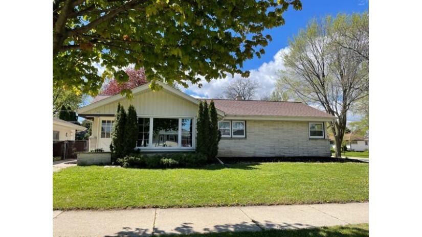 2617 E Birchwood Ave Cudahy, WI 53110 by MKE Realty Group LLC $299,900