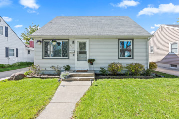 507 Manistique Ave, South Milwaukee, WI 53172