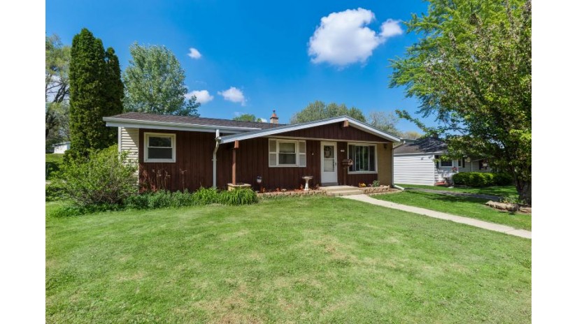 1108 Birch Dr Waukesha, WI 53188 by Star Properties, Inc. $245,000