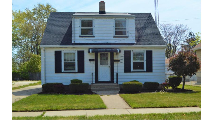 6043 37th Ave Kenosha, WI 53142 by Century 21 Affiliated $149,900