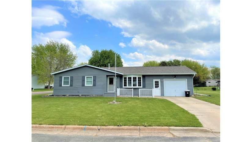 508 South Theisen Street Arcadia, WI 54612 by Hansen Real Estate Group $168,000