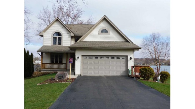 1648 Sw Candlewick Drive Poplar Grove, IL 61065 by Keller Williams Realty Signature $335,000