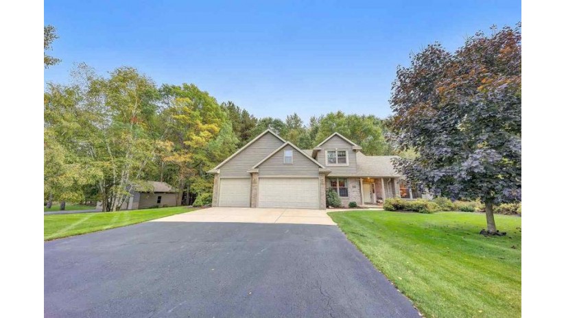 6121 Northern Lights Lane Little Suamico, WI 54171 by Todd Wiese Homeselling System, Inc. $519,000