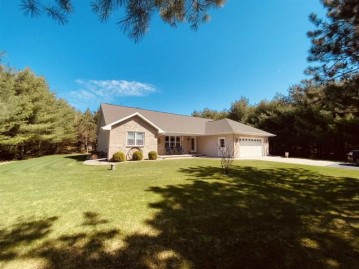 658 Hoganwood Circle, Little Suamico, WI 54171