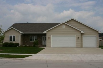 222 Sunny Meadows Drive, Kaukauna, WI 54130