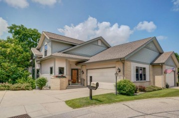 1004 Rooster Run, Middleton, WI 53562