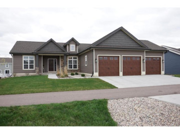 4141 Golden Wheat Run, Windsor, WI 53532