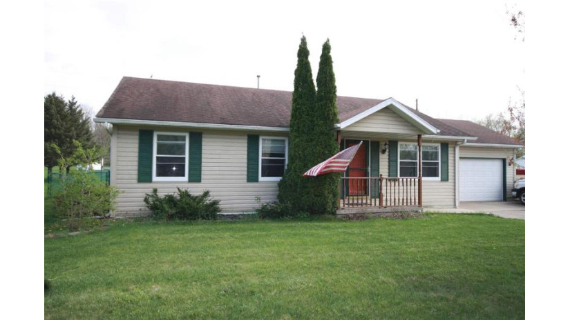 230 W Miller Rd Rio, WI 53960 by Century 21 Affiliated $175,000