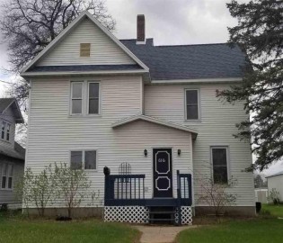 616 E State St, Mauston, WI 53948