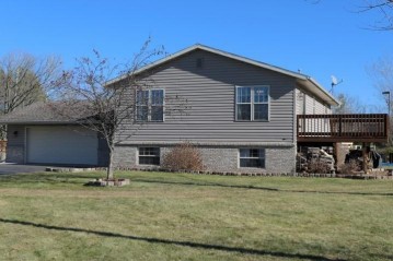 198 Curtis Avenue, Hatley, WI 54440