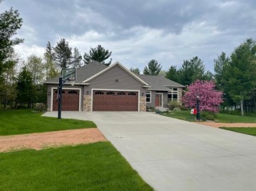 2350 Timber Ridge Drive, Plover, WI 54467