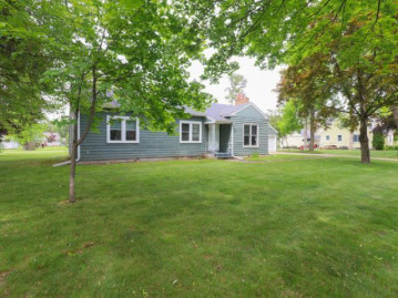 330 Madison Avenue, Port Edwards, WI 54469