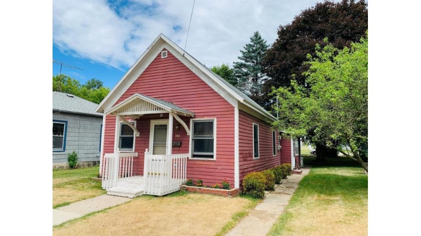 348 N 4th Ave Sturgeon Bay, WI 54235 by Era Starr Realty $99,900