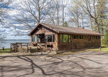 2581 Fence Lake Ln, Lac Du Flambeau, WI 54538