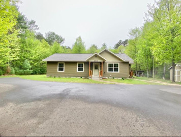 191 4th Ave, Woodruff, WI 54568