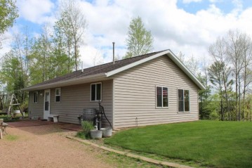 W8870 Pioneer Ln S, Elcho, WI 54428