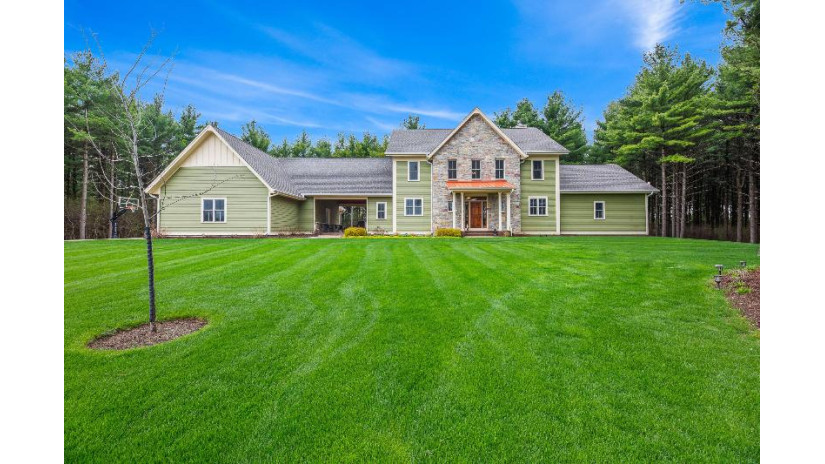 36098 Ravinia Park Blvd Summit, WI 53066 by RE/MAX Service First $1,250,000