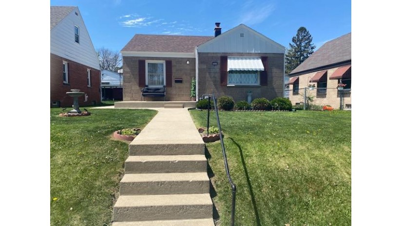 2829 S 49th St Milwaukee, WI 53219 by EXP Realty, LLC~MKE $169,900